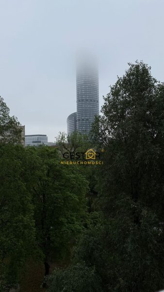 🏙️✨ Mieszkanie z widokiem na Sky Tower – Wrocław, ul. Gajowicka ✨🏙️