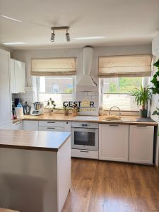 🏡✨ Na sprzedaż komfortowe mieszkanie po generalnym remoncie – Pieszyce ✨🏡