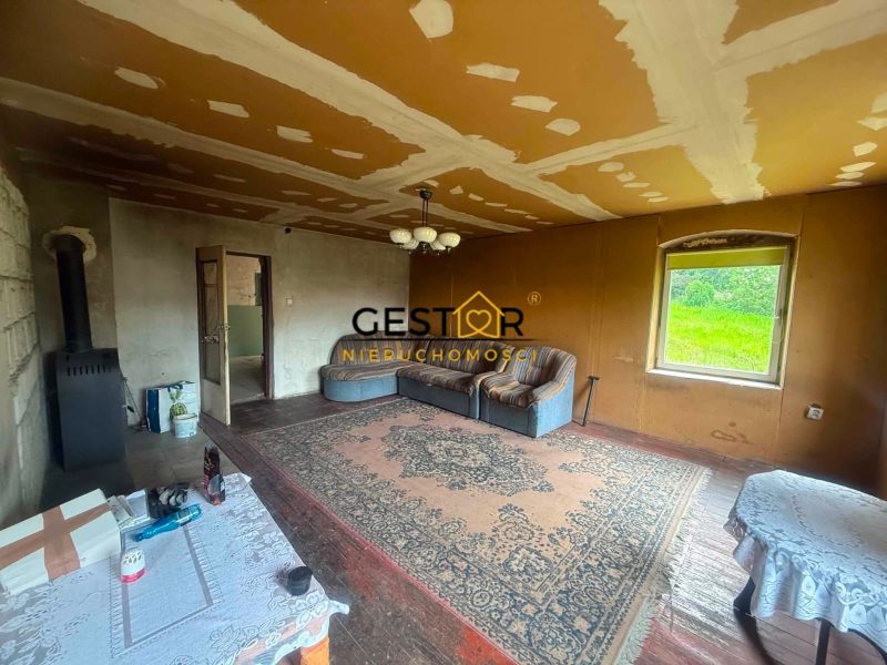 🏡✨ Na sprzedaż dom do całkowitego remontu z dużą działką – Piława Górna, ul. Kośmińska 26 ✨🏡