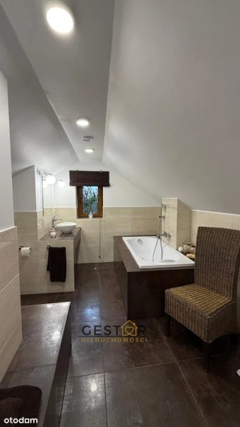🏡 Wyjątkowy dom po generalnym remoncie | 262,20 m² | Działka 5739 m² | Mościsko