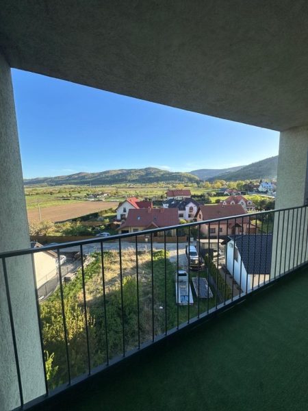🌄 Przestronne 3-pokojowe mieszkanie z balkonem i widokiem na panoramę Gór Sowich