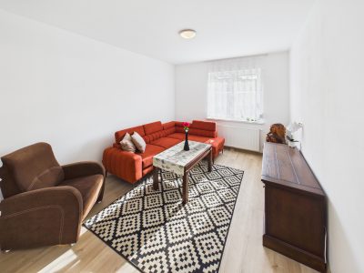 🏡 **PRZESTRONNY DOM W PIESZYCACH – DOSKONAŁY POTENCJAŁ I WIELE MOŻLIWOŚCI!** ✨